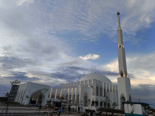 Masjid Raya Al-Bakrie Lampung