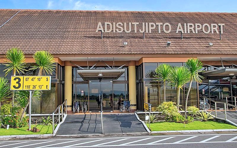 Bandara Adisutjipto